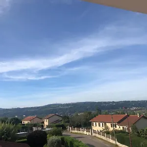 La Parenthèse Balnéo T2 Cosy De 40m² Avec Terrasse Appartement Ternay (Rhone)